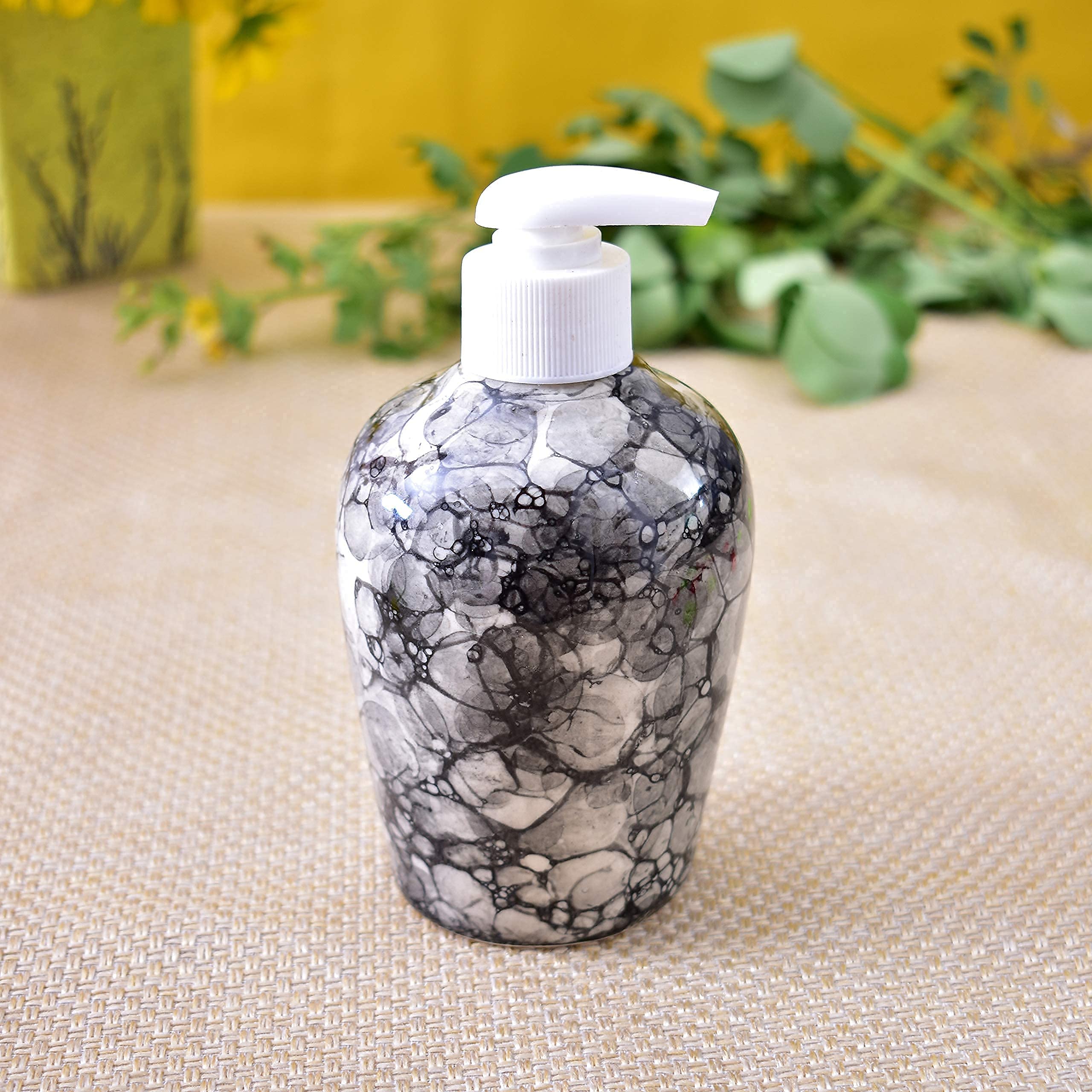 KunhaR Ceramic Liquid Soap Dispenser – Refillable Bathroom & Kitchen Lotion Pump | Stylish Countertop Dispenser for Soap, Shampoo, Gel Dispenser, Black Luster - Image 2