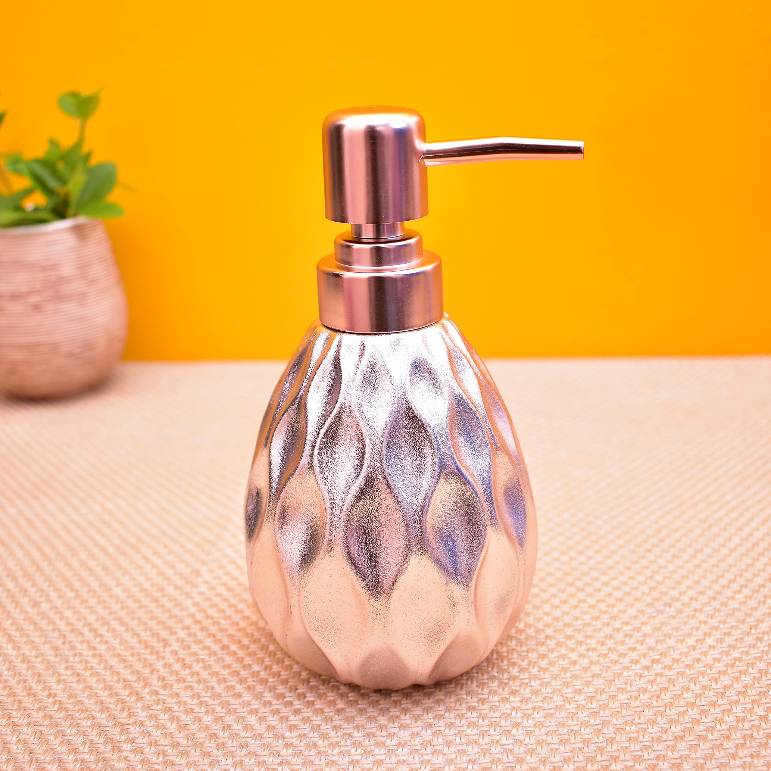 KunhaR Ceramic Liquid Soap Dispenser, 400 Ml, Golden - Image 3