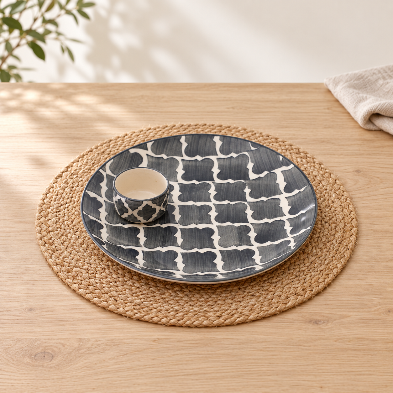 Kunhar Ceramic Plate with Serving Chutney Bowls, 1 Piece of Plate and 1 Piece of Bowl, Grey