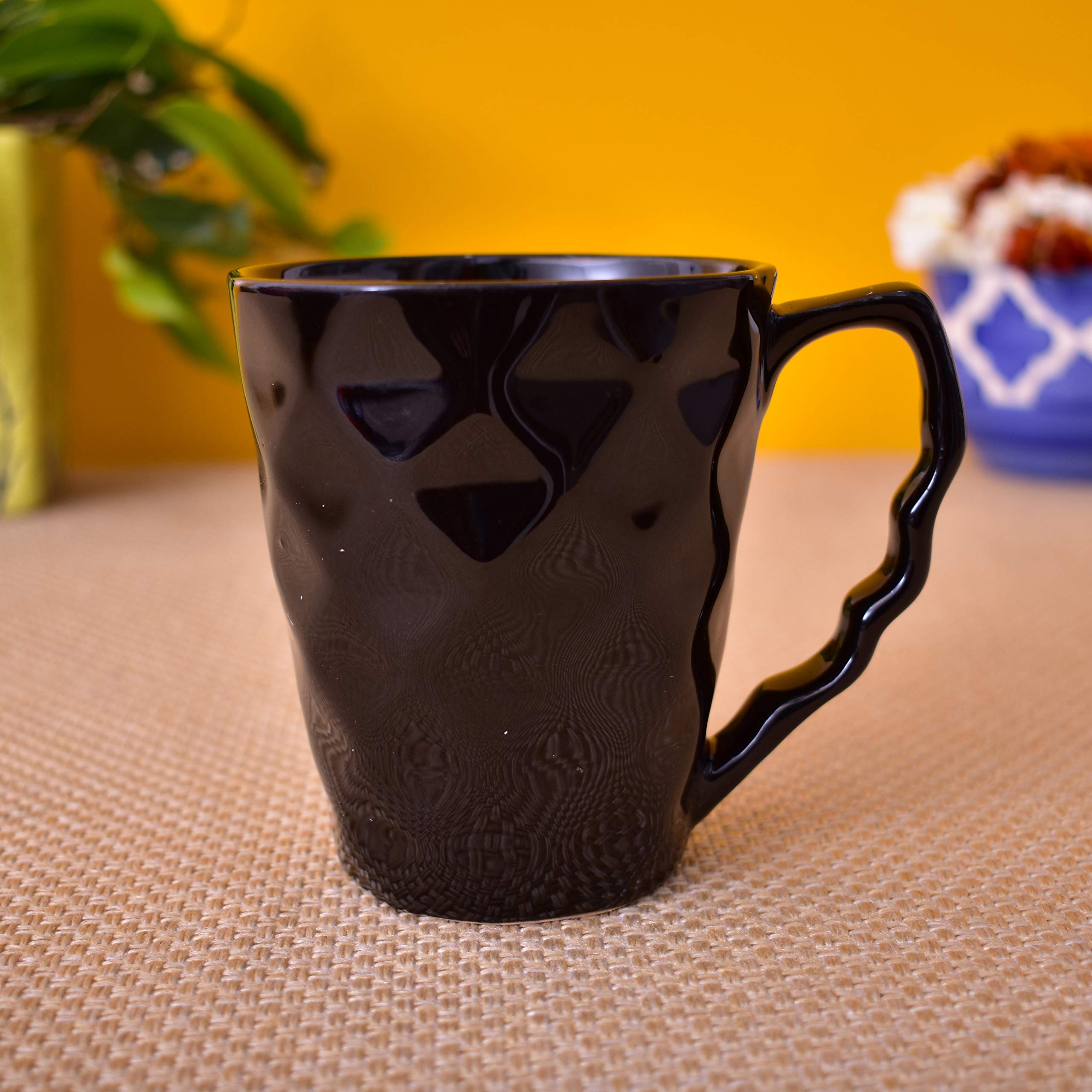 Kunhar Ceramic Diamond Cut Shape Tea Cups and Snack Tray (4 Cups 250 ML and 2 Snack Trays), Color Black - Image 5