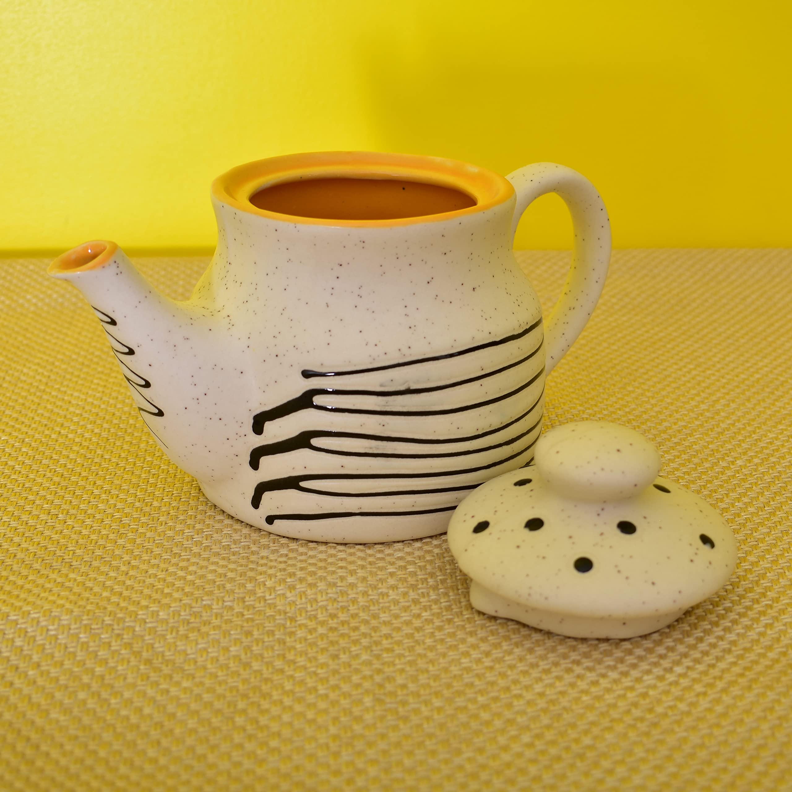 KunhaR Ceramic Teapot - 1 Piece, White Matt-Yellow, 650 ml - Image 4