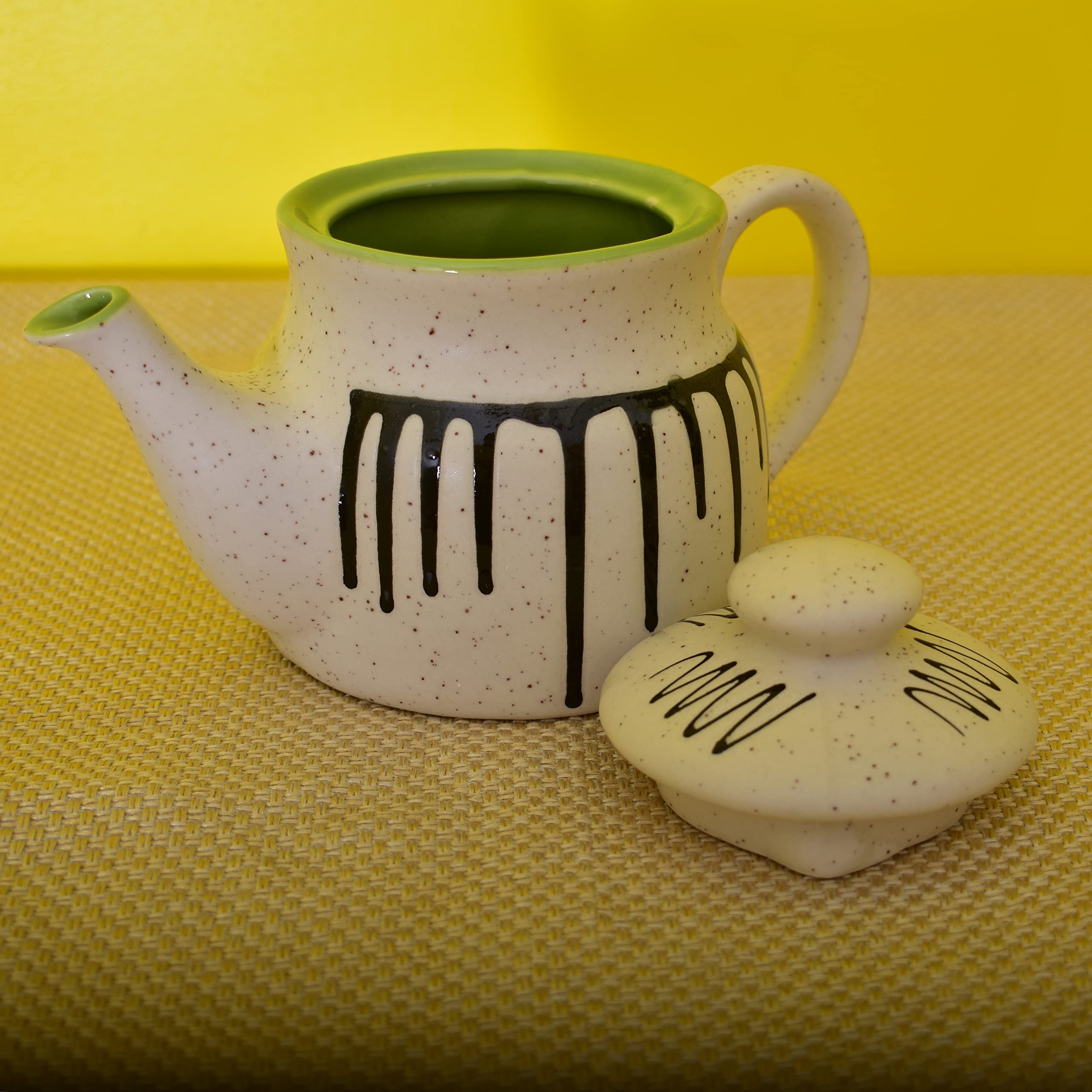 KunhaR Ceramic Teapot 650ML White Matt Green – Durable 1 Piece Tea Coffee Pot for Kitchen and Dining - Image 4