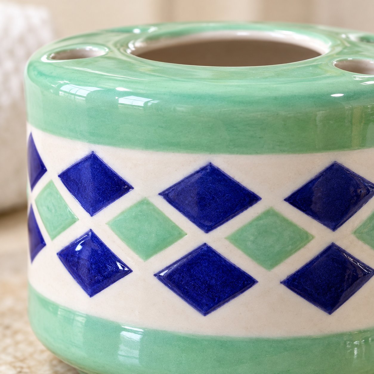 Kunhar Ceramic 2-Piece Bathroom Accessories Set (1 Soap Dish Holder and 1 Toothbrush Holder), Green