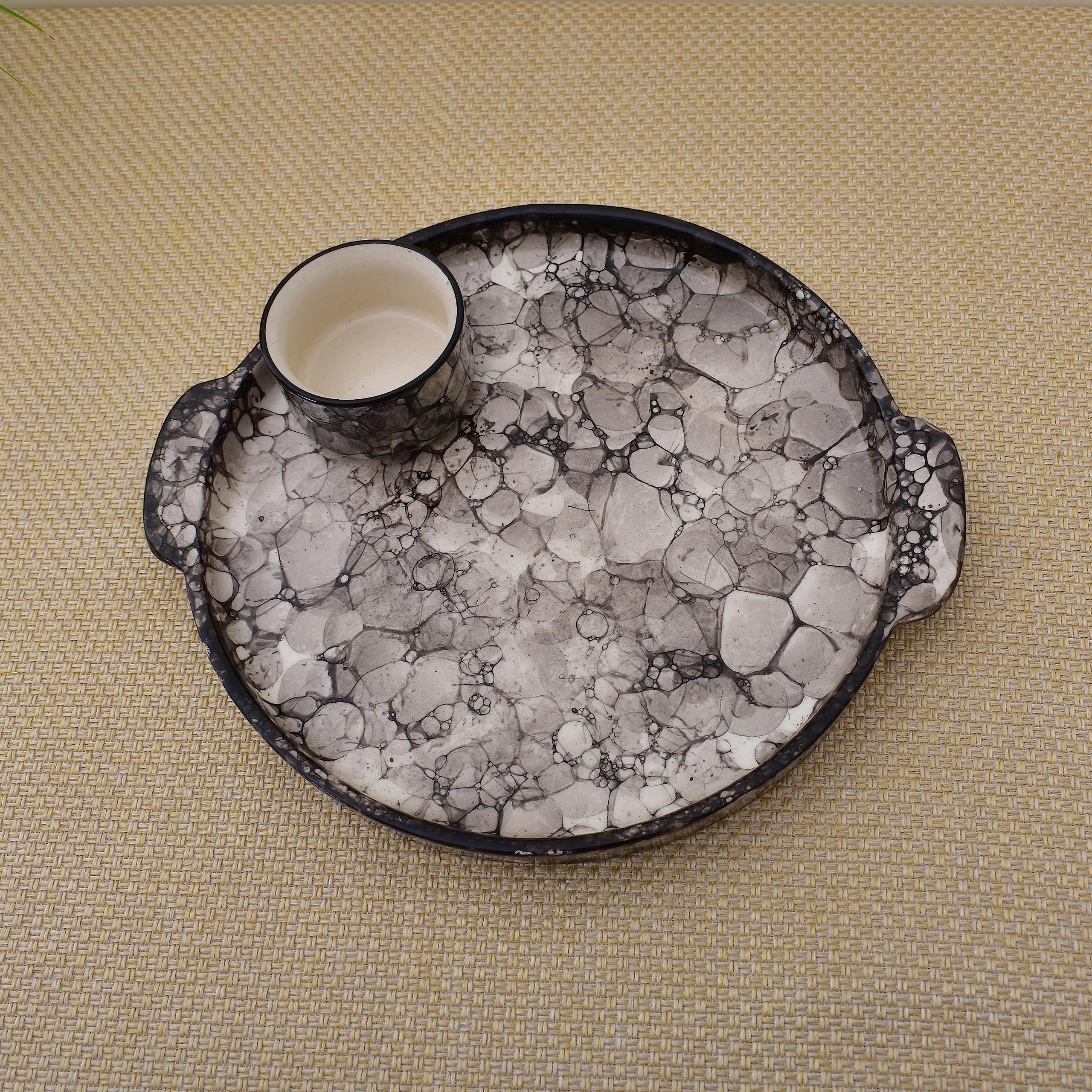 KunhaR Ceramic Platter, Pizza Plate, Round Serving Plate with Serving Chutney Bowl, 8 Inch, Black Luster - Image 4